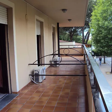 Vintage Hotel