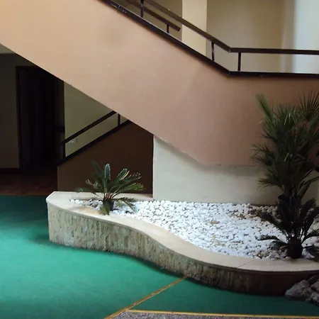 Vintage Hotel