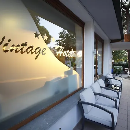 Vintage Hotel