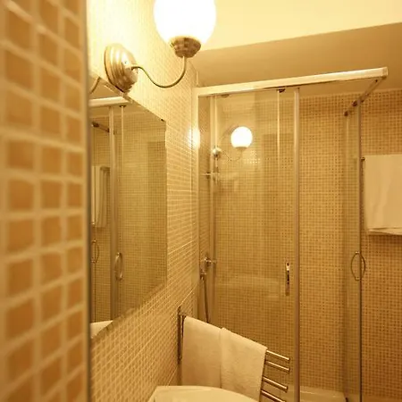 Hotel Vintage 3*